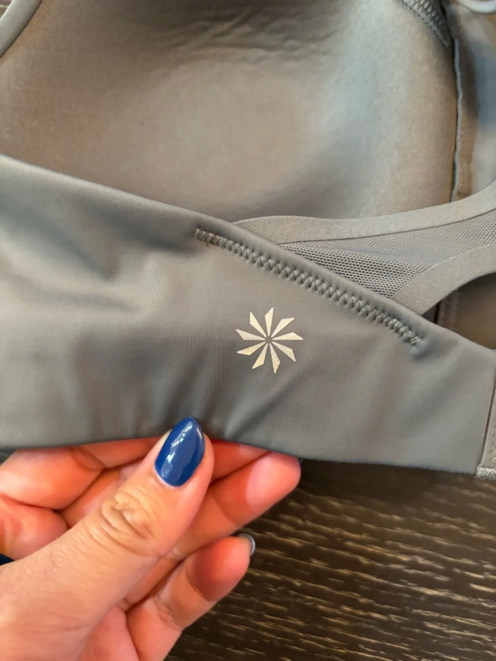 Athleta Advance Zip Front Bra Size 34B